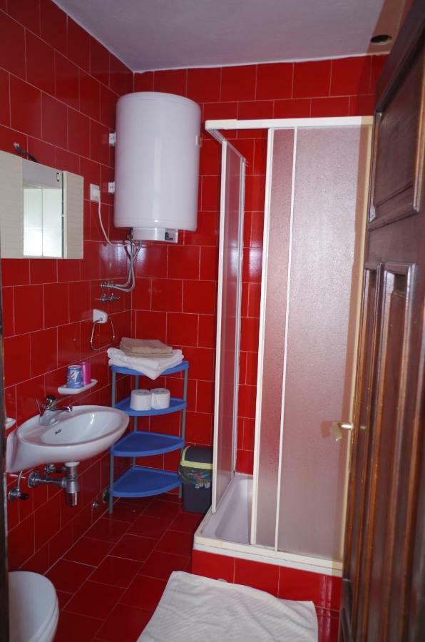 Apartment Lukovo - Puskaric Bagian luar foto