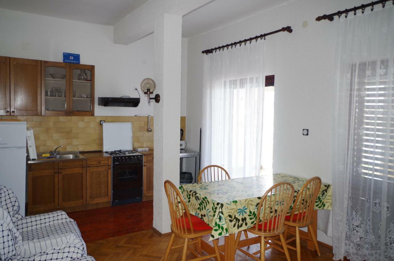 Apartment Lukovo - Puskaric Bagian luar foto